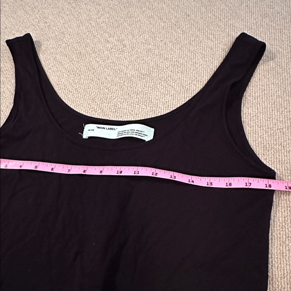 Off-White Cropped Tank Top - Picture 3 of 4